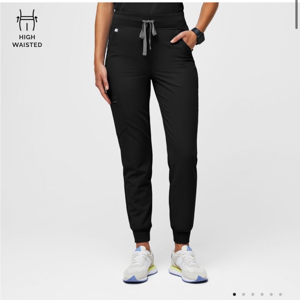 Zamora High Waisted Figs Size L